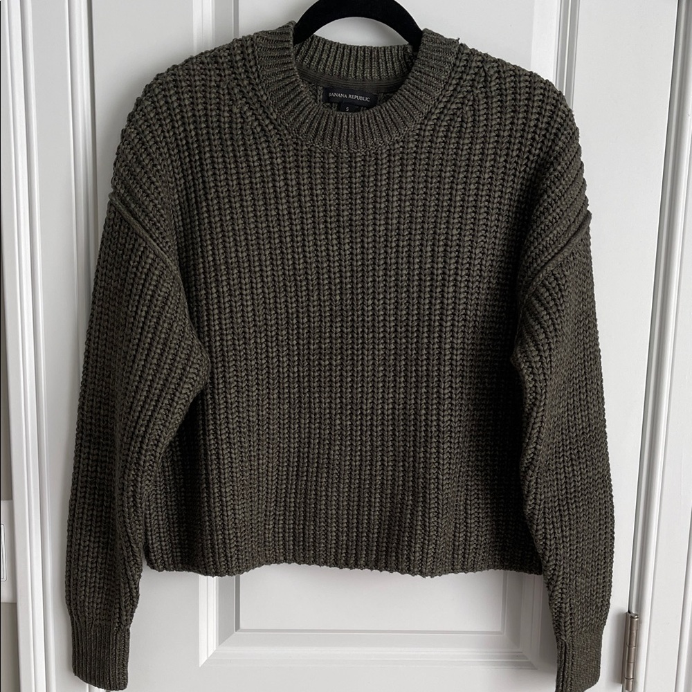 Banana Republic Chunky Knit Cotton Pull Over Sweater